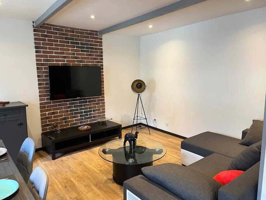 Appartamento 36 Avenue De La Gare Concarneau Esterno foto